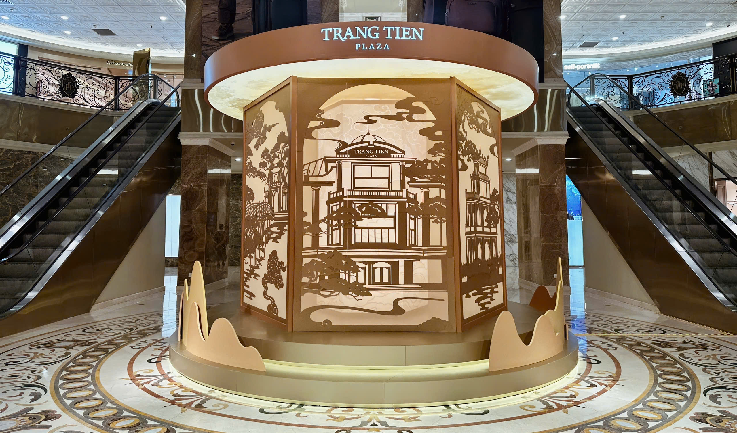 Giao NguyỆt LƯu NiÊn | A Moon That Travels Through Time