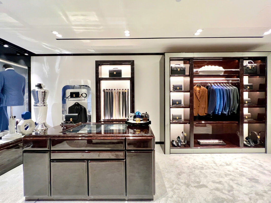 Stefano Ricci TrÀng TiỀn Plaza New Location