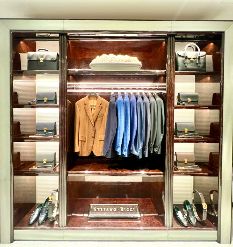 Stefano Ricci TrÀng TiỀn Plaza New Location